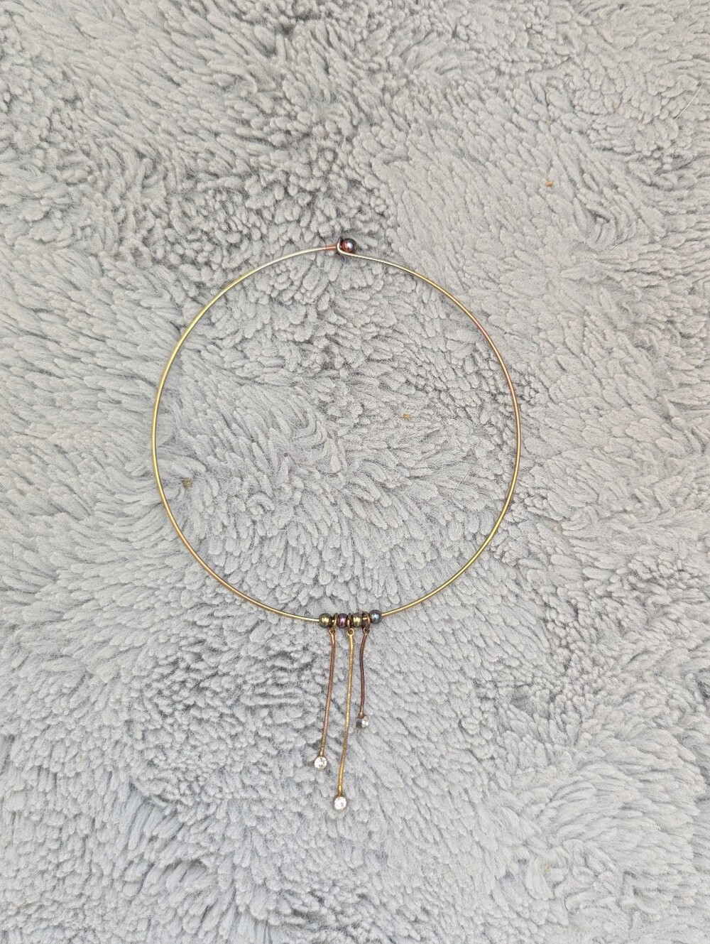 Vintage Minimalist Gold Tone Wire Choker Necklace Rhinestone Dangle Fringe